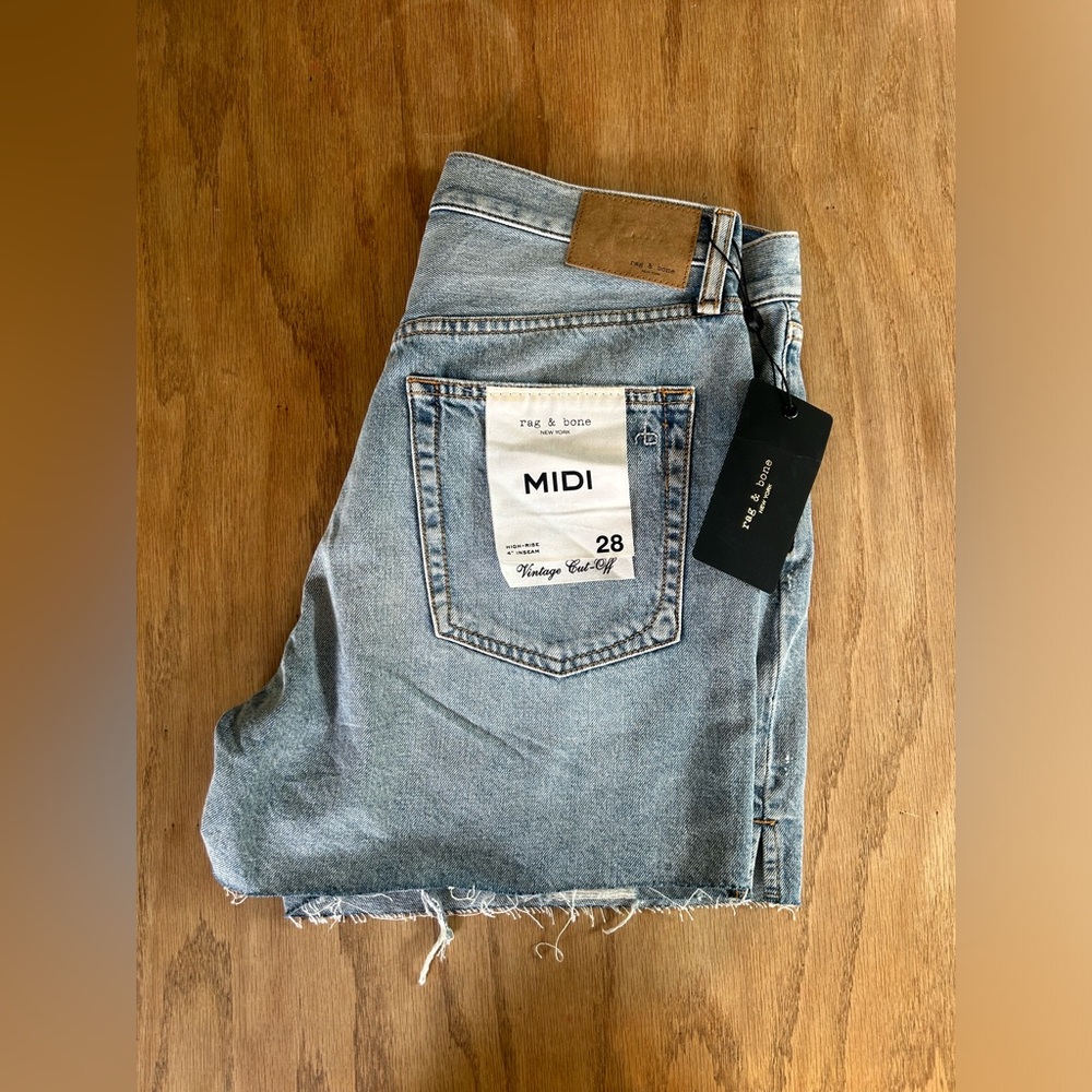 Rag and Bone Jean Shorts, nwt, size 28